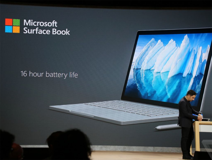 Microsoft giới thiệu phiên bản laptop Surface mới với pin 16 tiếng